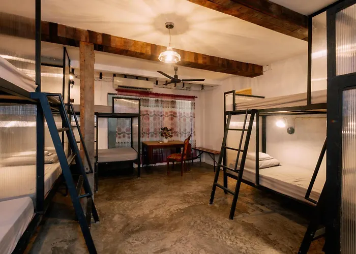 Eia By Dawata Hostel Cebu